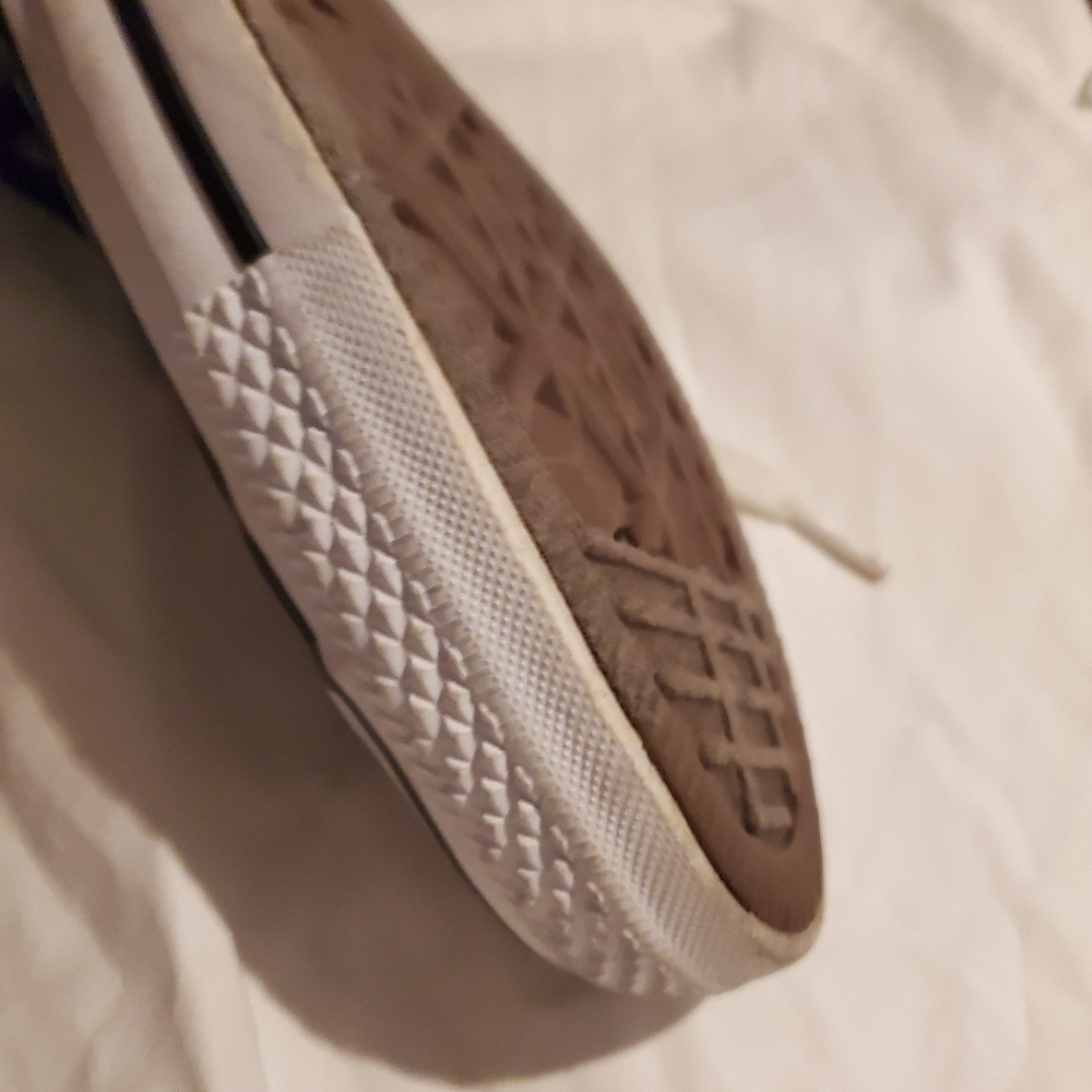 Shoes - Picture 8 of 8